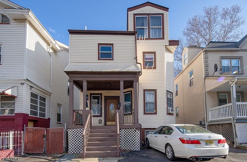 1st image of 96 N 17th St