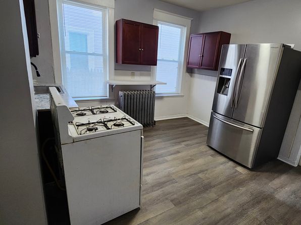 810 Francis Ave Floor 1