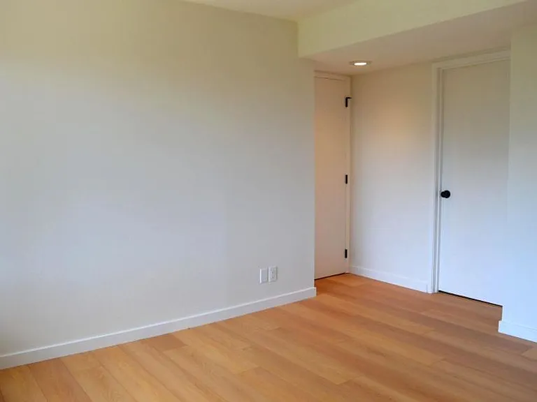 127 Prospect Ave — Photo 14