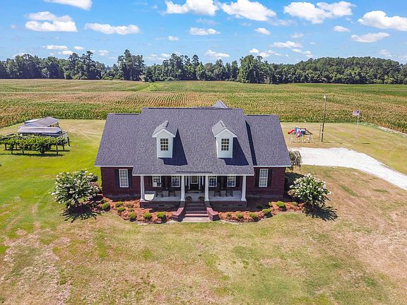 2nd image of 2892 Burroughs Rd.