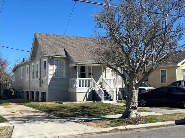 9019 Apple St, New Orleans, LA 70118