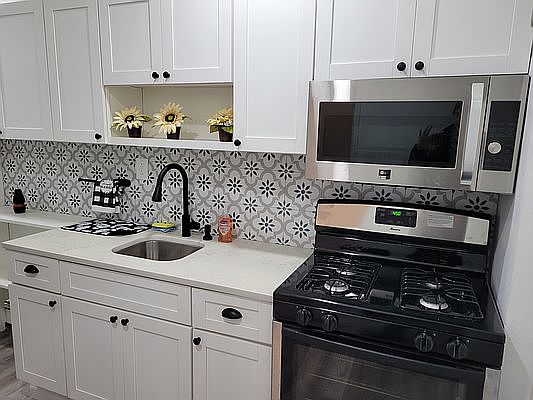 4th image of 638 4th Ave #2