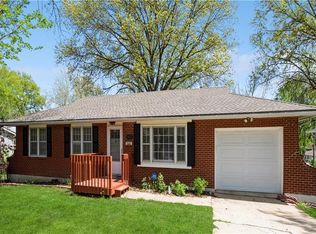 5431 Switzer Rd, Shawnee, KS 66203