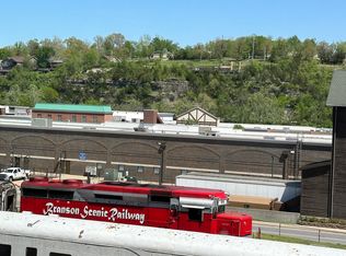 200 S Sycamore Street #1001, Branson, MO 65616