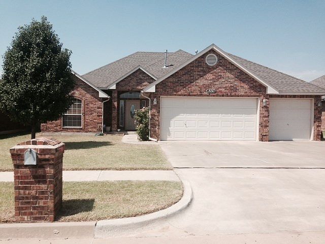1st image of 16309 Stoneview Dr