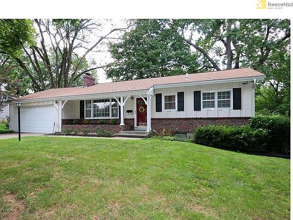 You knew when you drive up to 9508 Jarboe it was special!