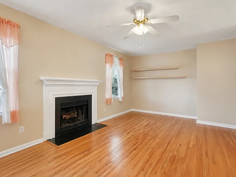 15 Ryan Lane Lincoln Park — Photo 11