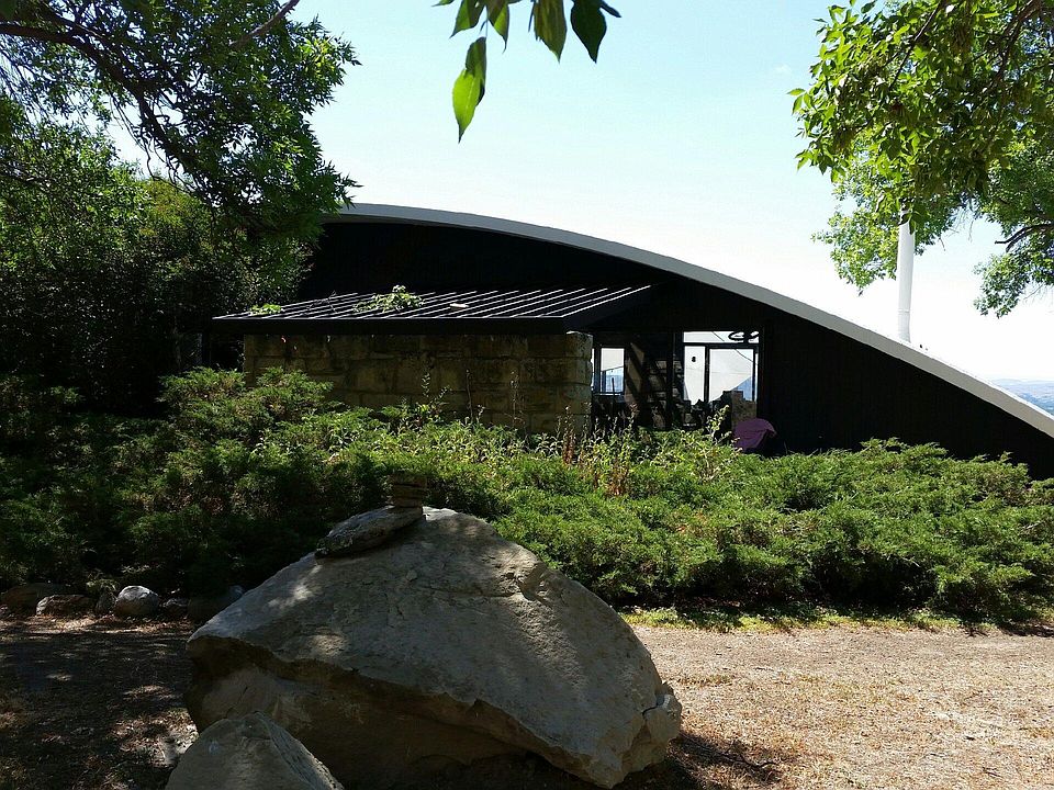 Front yard 