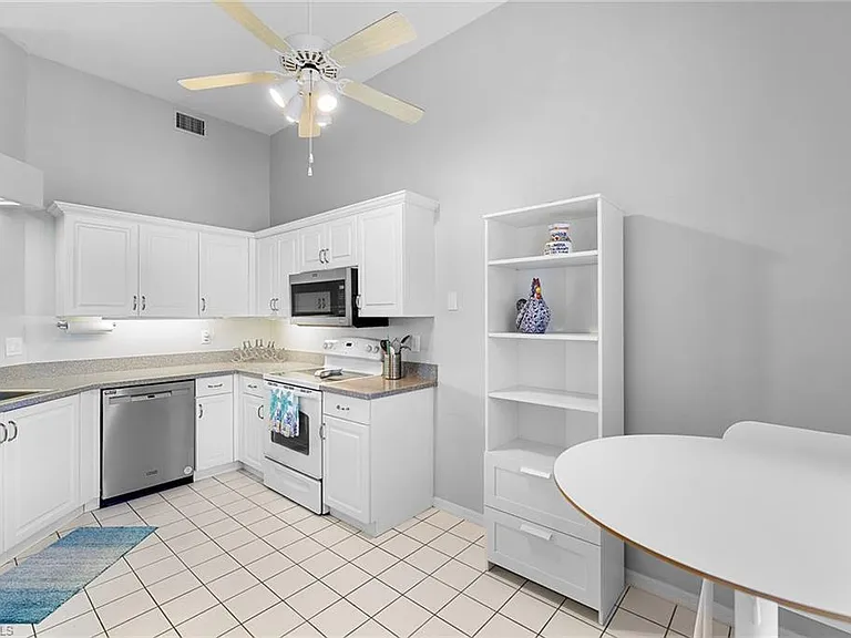 2651 Citrus Lake Dr #D-302 — Photo 15