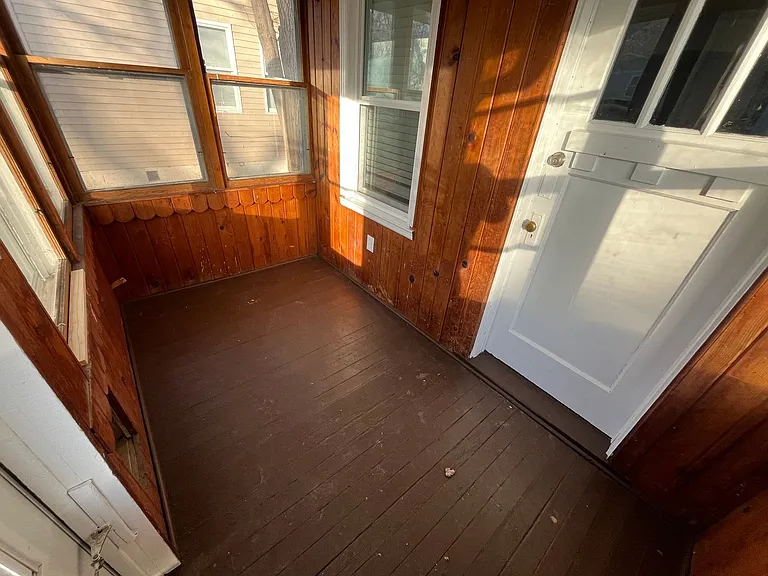 3343 N 40th Ave — Photo 14