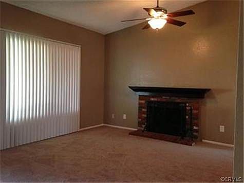 3rd image of 4435 N Lakewood Dr