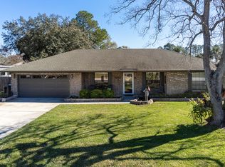807 Sandlewood Dr, Orange Park, FL 32065