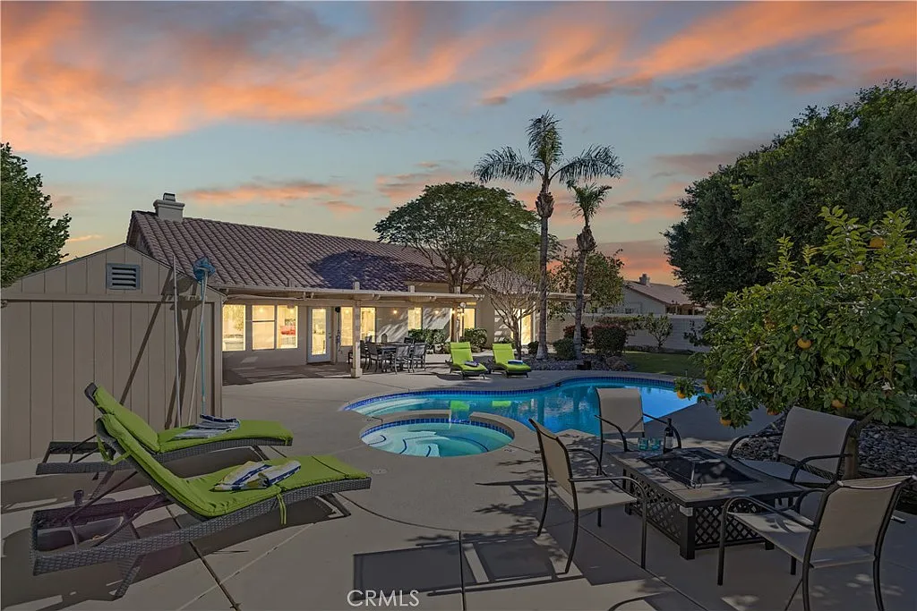 Building Photo - 44185 Camino Lavanda