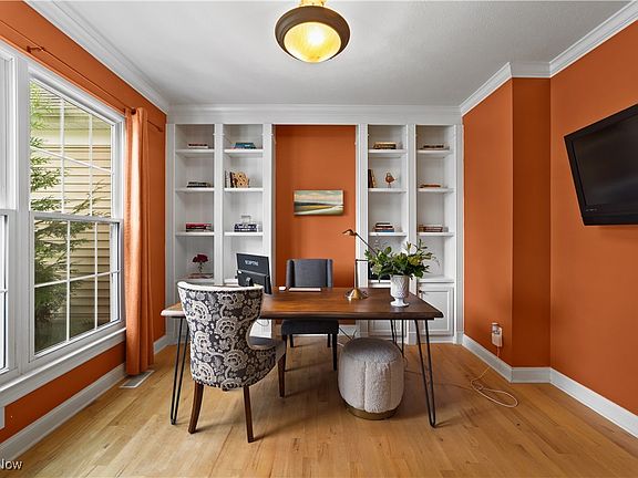 3rd image of 338 Westporte Pl