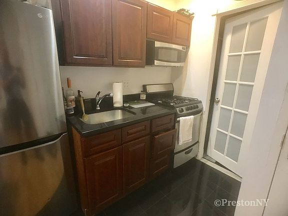 5th image of 336 W 14th St APT 4B