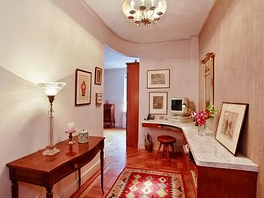 Sold by Corcoran | media 16