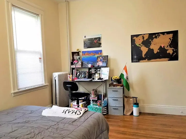 15 Melvin Ave #8 — Photo 2