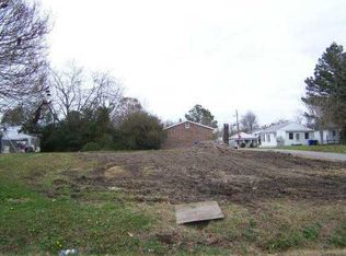 118 S 9th St, Suffolk, VA 23434