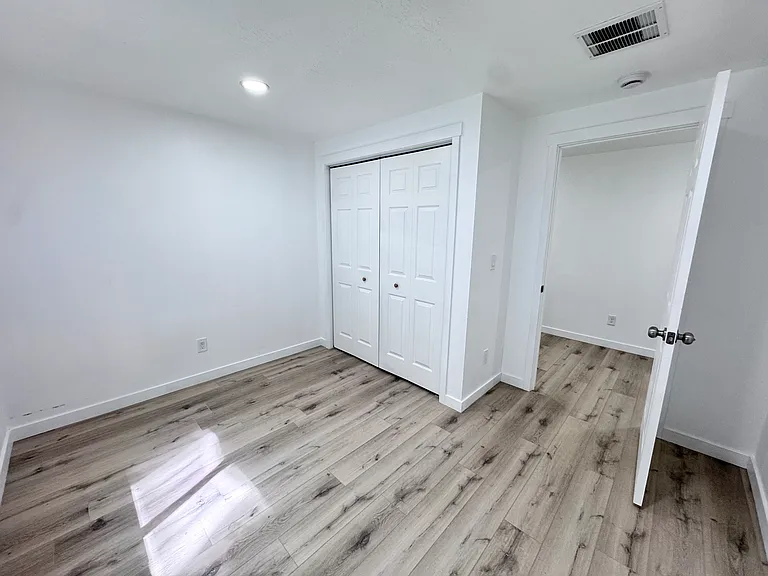 12339 S Remy Rd — Photo 28