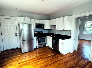 240 Crescent St #3F, Waltham, MA 02453