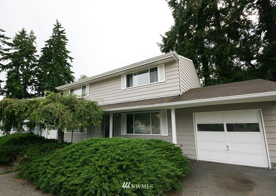 1st image of 945 947 N 163rd Street