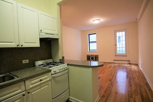 Rented by JK Dansar Corp | media 4