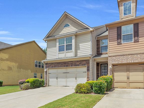 2nd image of 1543 Creek Bend Ln