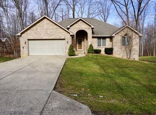 3020 Country Club Ct, Martinsville, IN