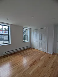 Rented by R New York