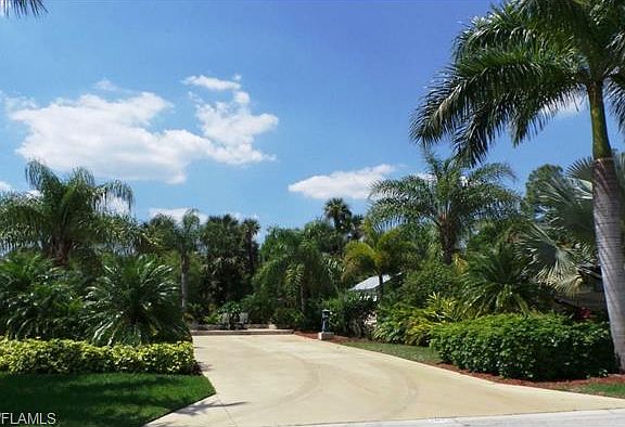 3rd image of 3030 Cupola Ln N