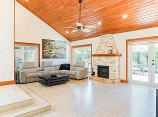 9648 SW 74th St, Miami, FL 33173