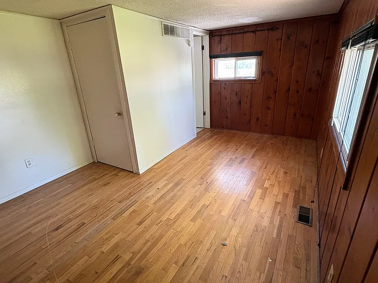 147 Myers Rd #3 — Photo 4
