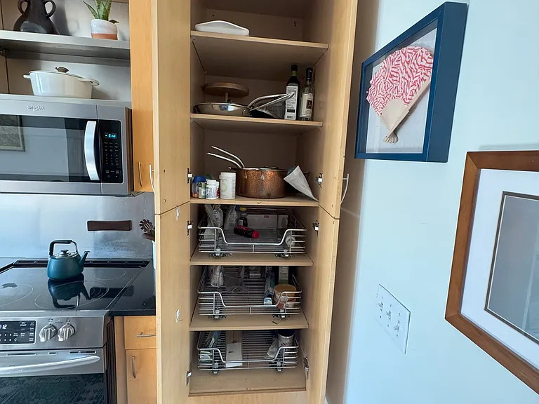 1661 La France St NE #407 — Photo 35