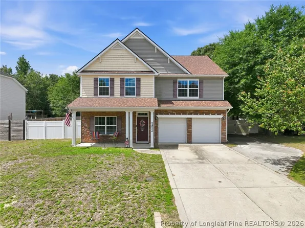 1512 Dulles Rd, Hope Mills, NC 28348