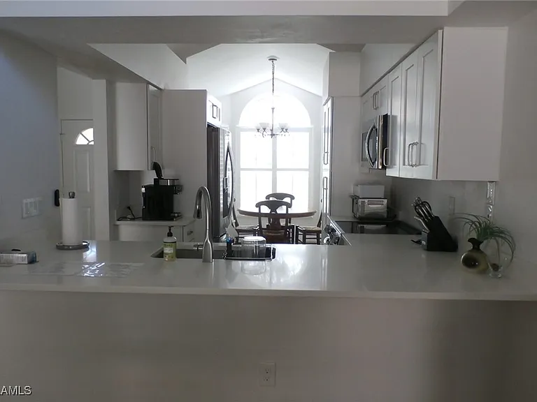 16252 Kelly Woods Dr — Photo 7