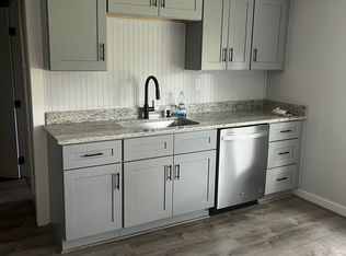 19 Circle St #1, Baldwinville, MA 01436
