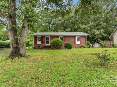 929 3rd St SE, Hickory, NC, 28602