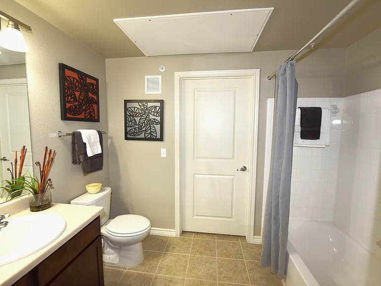 Encore Landing Apartment Homes — Photo 13