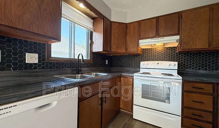 1541 S 21st St #5 — Photo 16