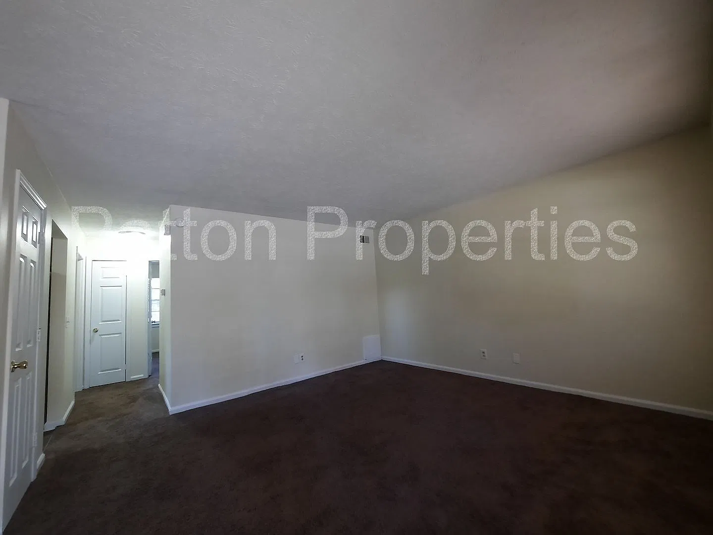 8 Loquat Court - Outside CoC - R13608-01-10 — Photo 2