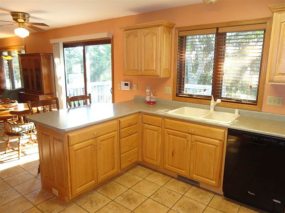 3rd image of 5406 Wild Cherry Ln
