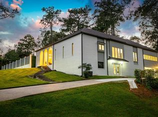 2230 Ridgewood Dr, Laurel, MS 39440