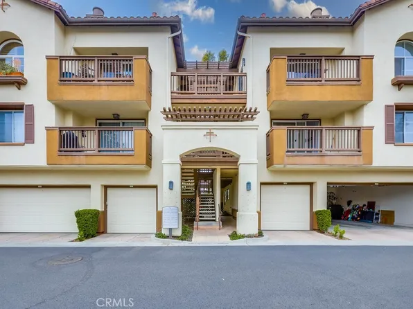 2960 Champion Way APT 2311, Tustin, CA 92782