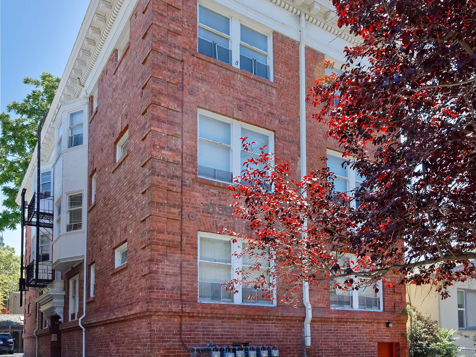 2133 & 2139 Grant Street — Photo 2