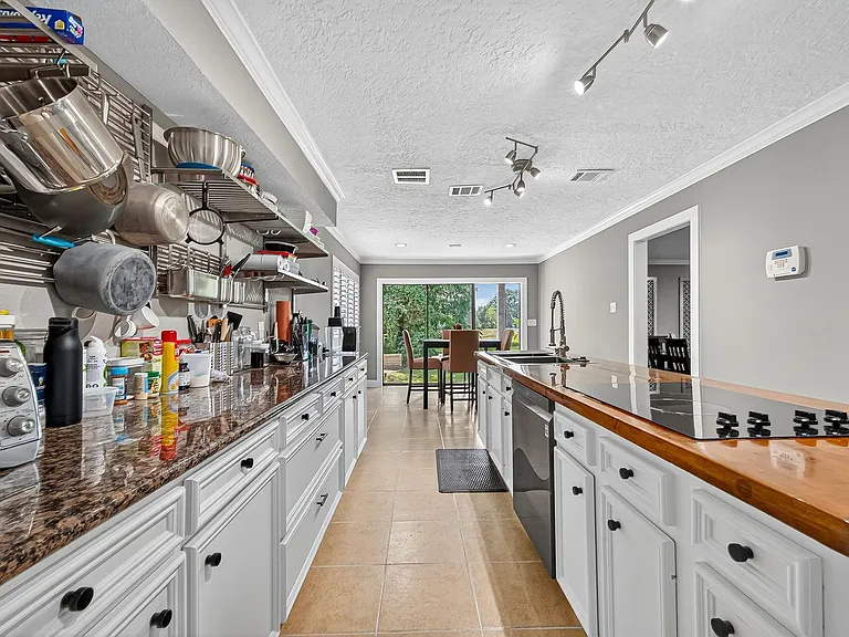 5815 Green Terrace Ln — Photo 17