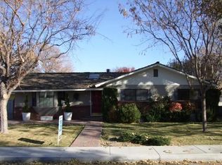 20 S West St, Yerington, NV 89447
