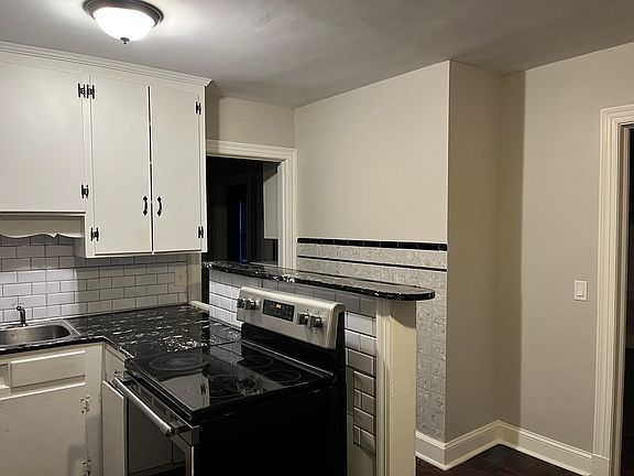 5th image of 227 N Briggs Ave