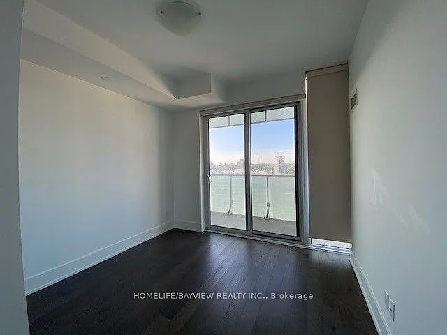 200 Bloor St W #2206 — Photo 6