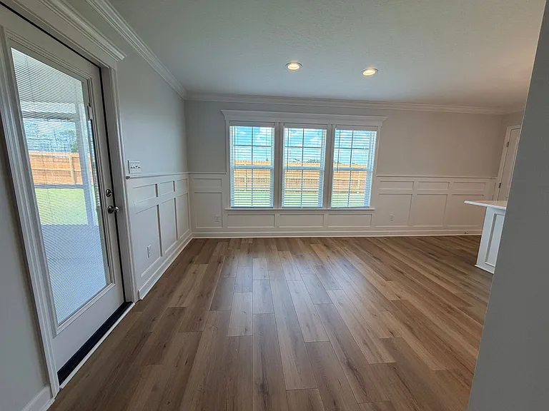 4559 Brinlee Way — Photo 5