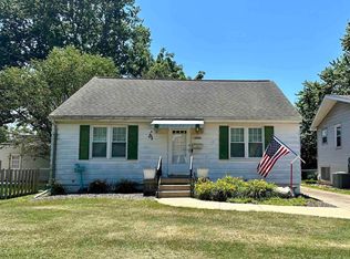 2208 W Clarke Ave, West Peoria, IL